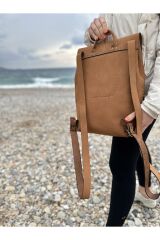 %100 Nubuk Deri Tamamıyla El Işçiliği Sırt Çantası