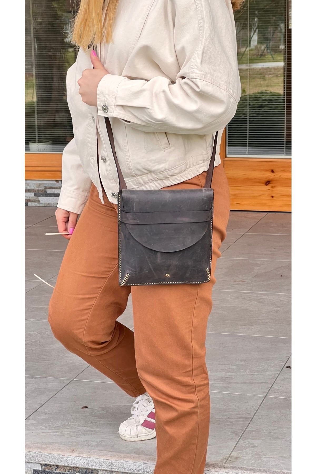 %100 Gercek Deri El Yapımı Kadın Erkek Unisex Siyah Zarf Postacı Çanta Omuz Çapraz Çanta