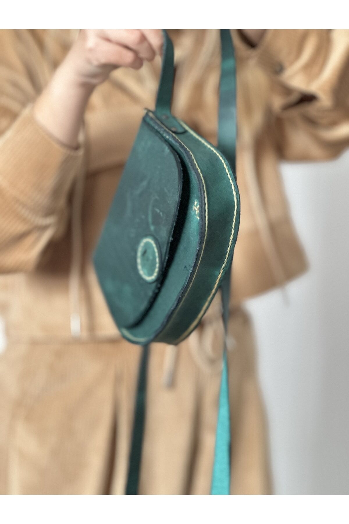 % 100 Hakiki Deri Oval Deri Postacı Kol Çantası Deri Kol Çantası El Yapımı