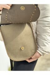 %100 Nubuk Deri Tamamıyla El Işçiliği El Işlemeli Kadın Haki Postacı Çanta