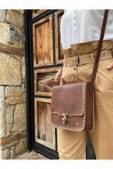 %100 Hakiki Deri El Yapımı Kadın Kahverengi Kilitli Postacı Çanta Omuz Askılı Çapraz Çanta