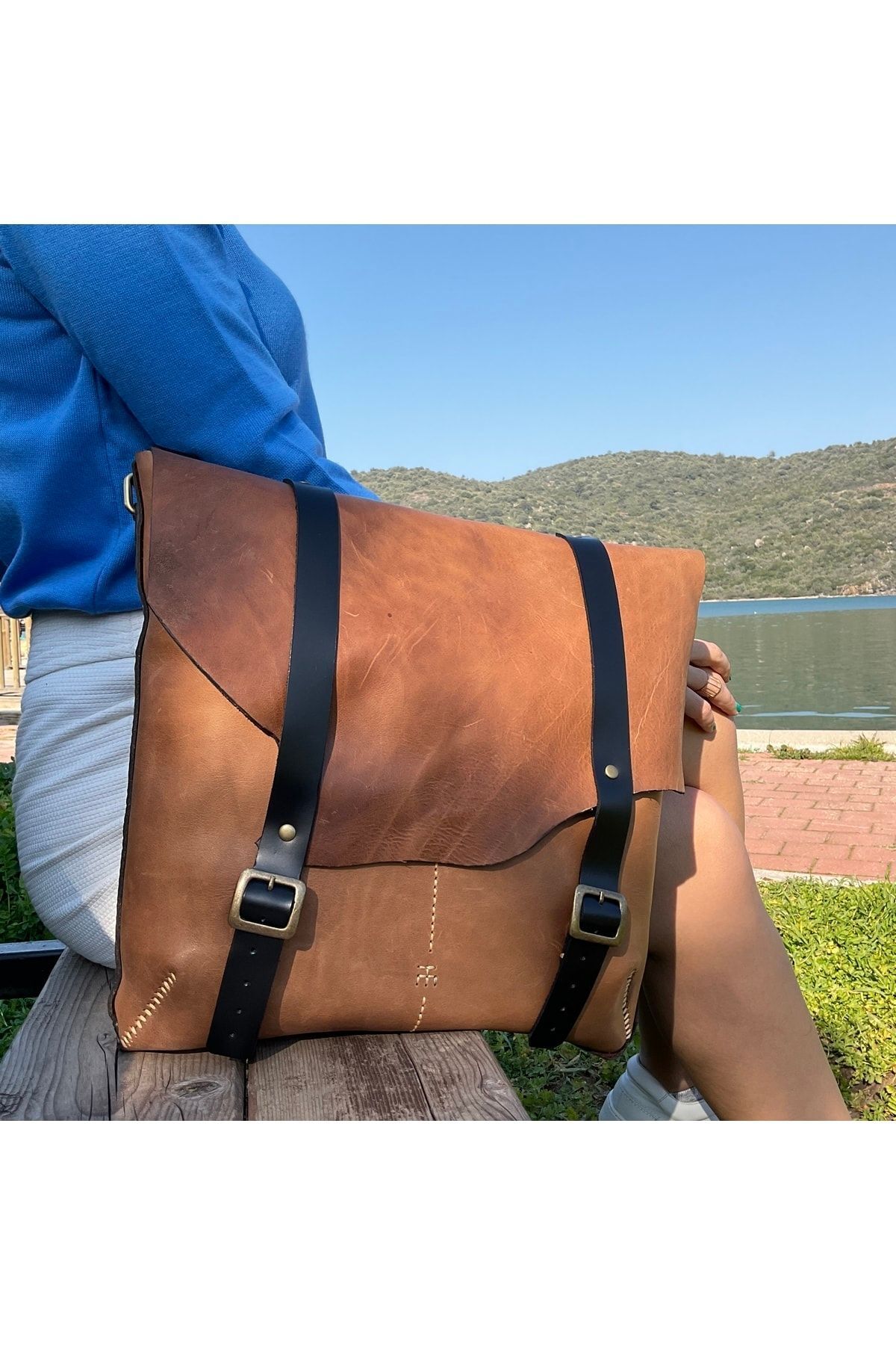 % 100 Hakiki Deri El Yapımı Taba Siyah Heybe Postacı Çanta Deri Kol Çantası