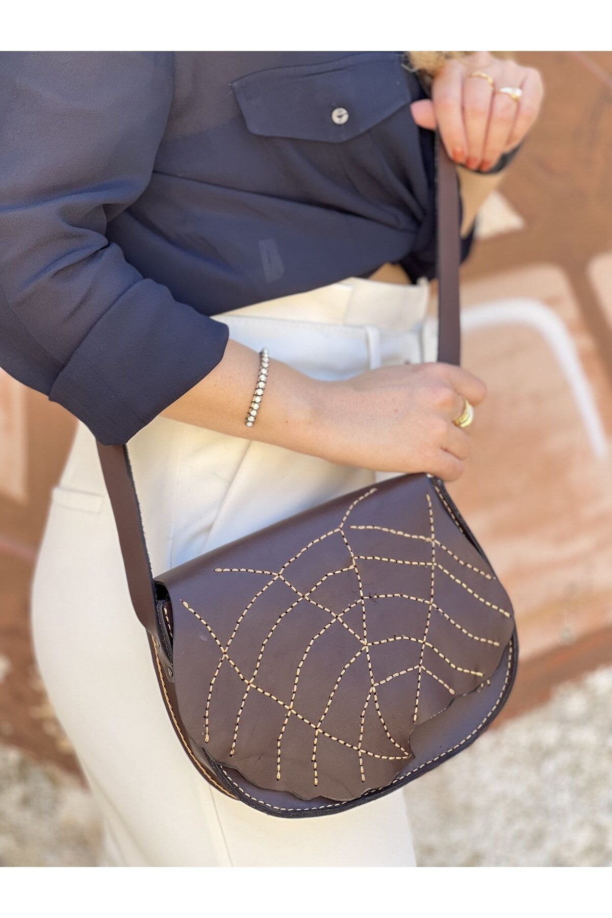 % 100 Hakiki Deri El Yapımı Yaprak Deri Postacı Çanta Deri Kol Çantası