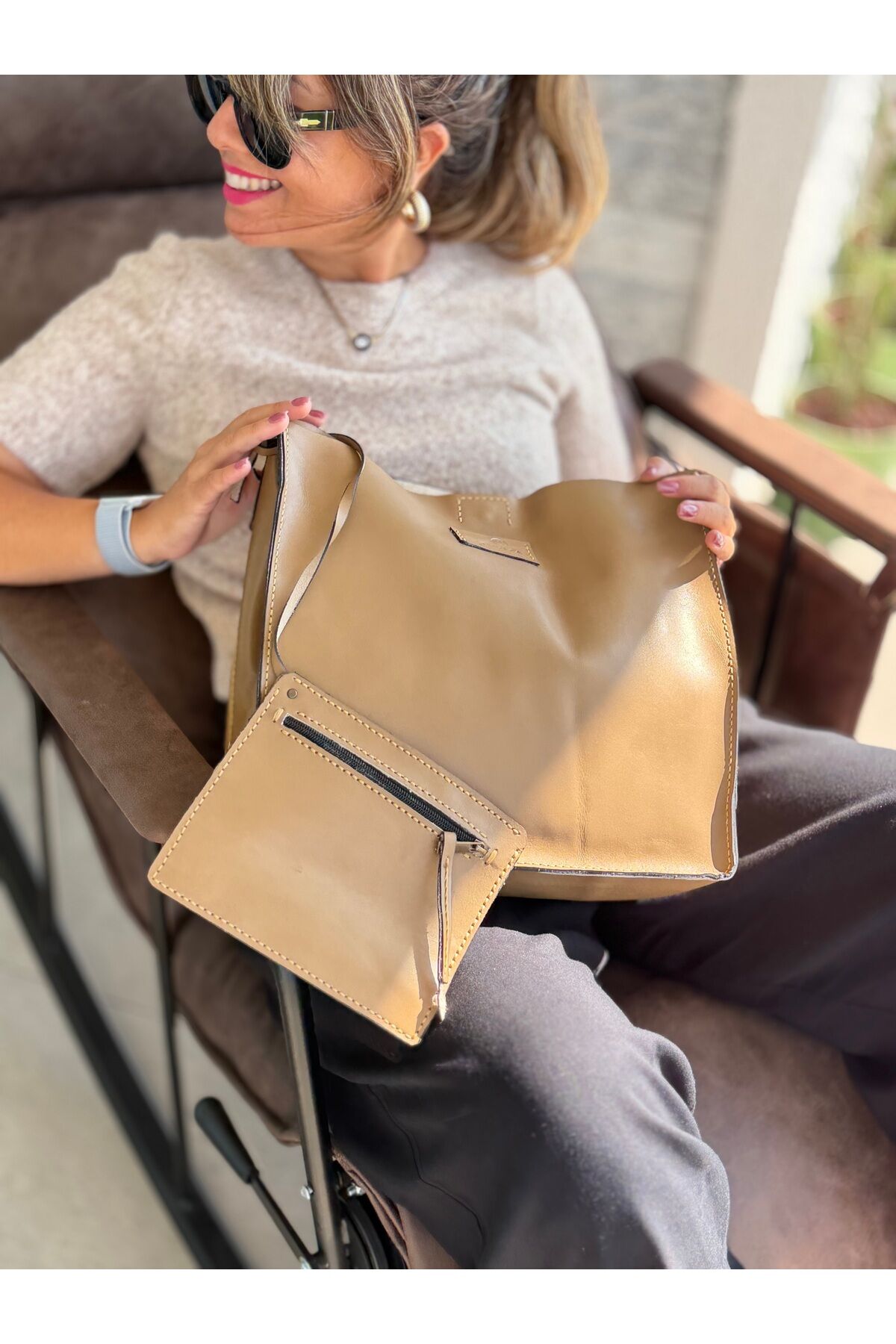 %100 gerçek deri el yapımı bej rengi kadın kol çantası omuz çantası