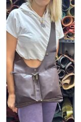 %100 gerçek deri tamamen el yapımı özel tasarım kahverengi iki cepli kadın kol omuz çantası