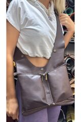 %100 gerçek deri tamamen el yapımı özel tasarım kahverengi iki cepli kadın kol omuz çantası