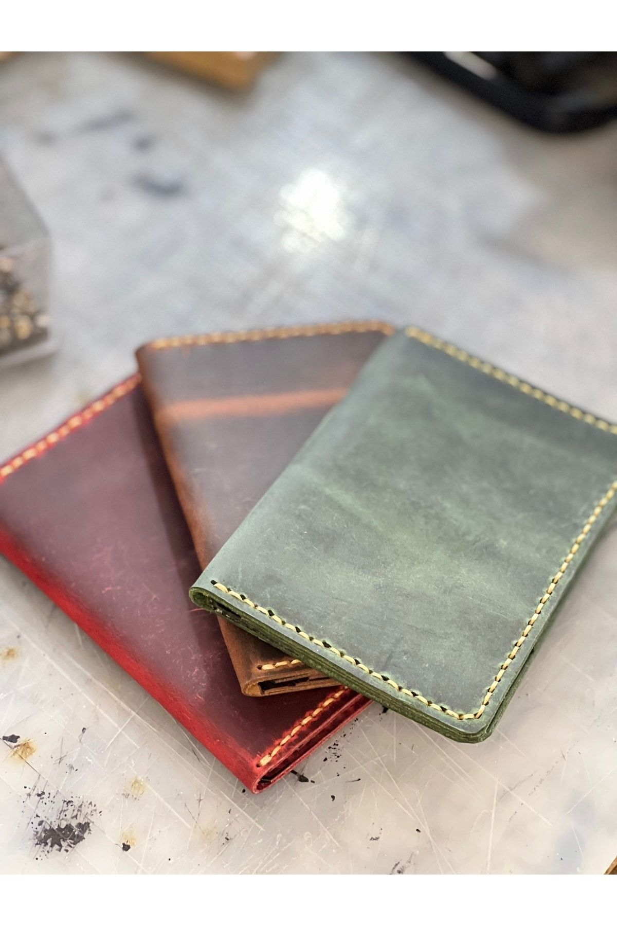 % 100 Hakiki Deri El Yapımı Kadın Erkek Unisex Taba Pasaport Kılıfı