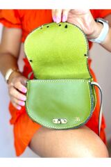 %100 Deri El Yapımı Kadın Yeşilomuz Askılı Oval Postacı Kol Çantası Deri Omuz Çantası